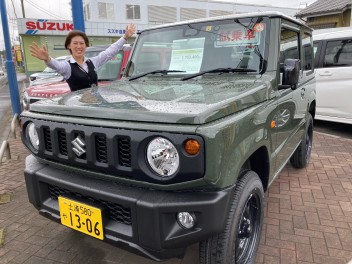 試乗車に新しいジムニーが仲間入り！